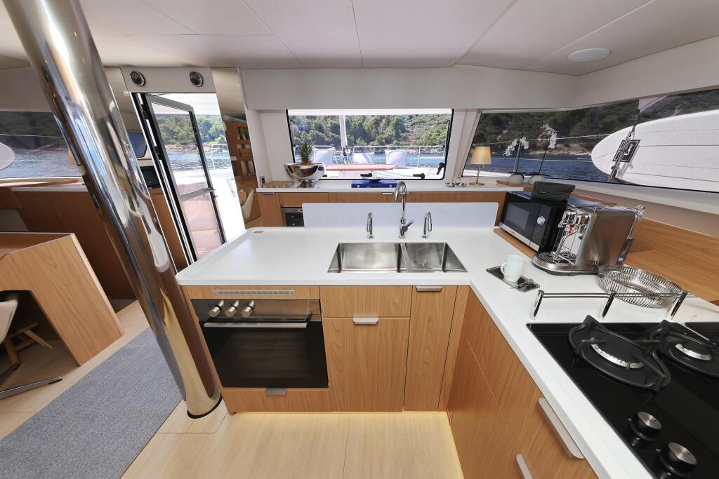 Catamaran 