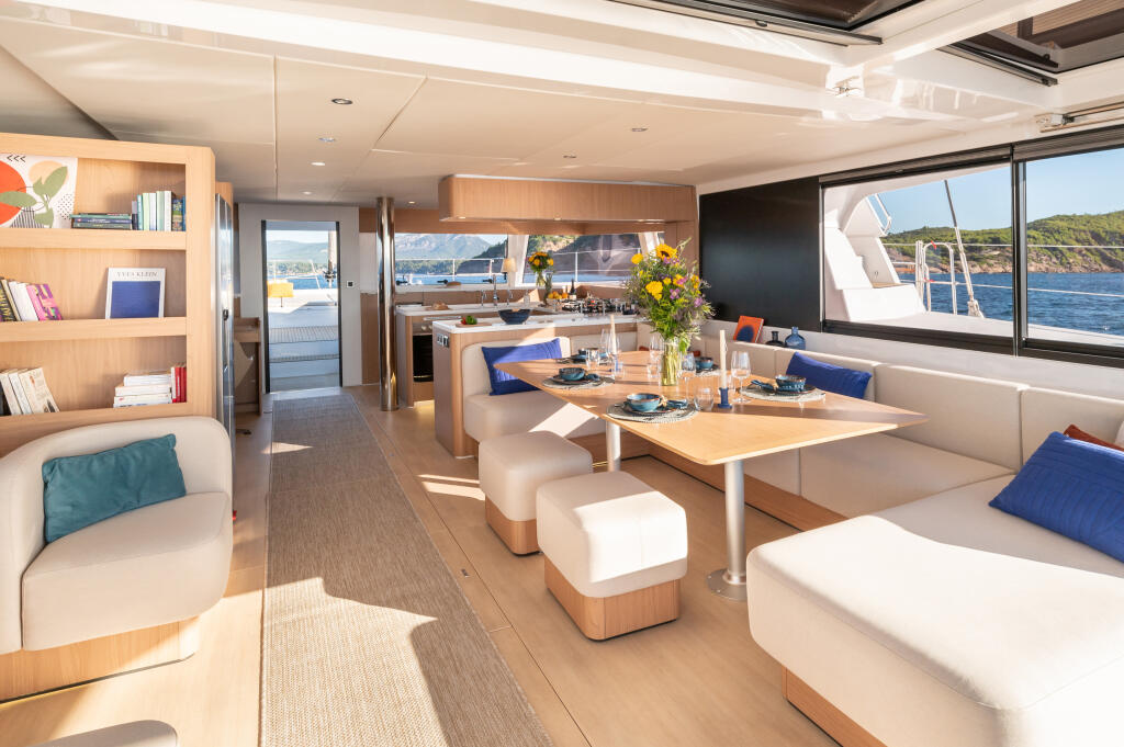 Catamaran 