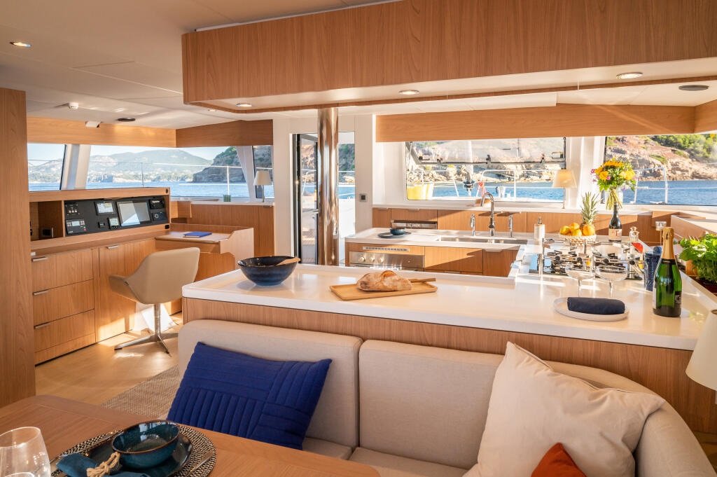 Catamaran 