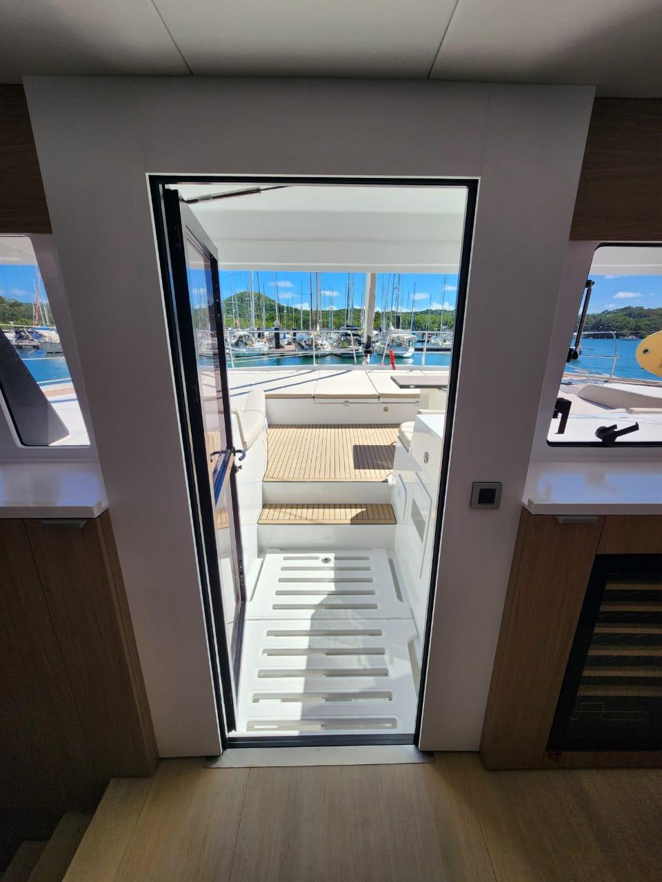 Catamaran 
