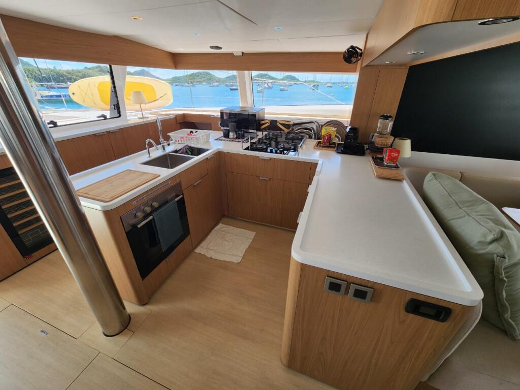 Catamaran 