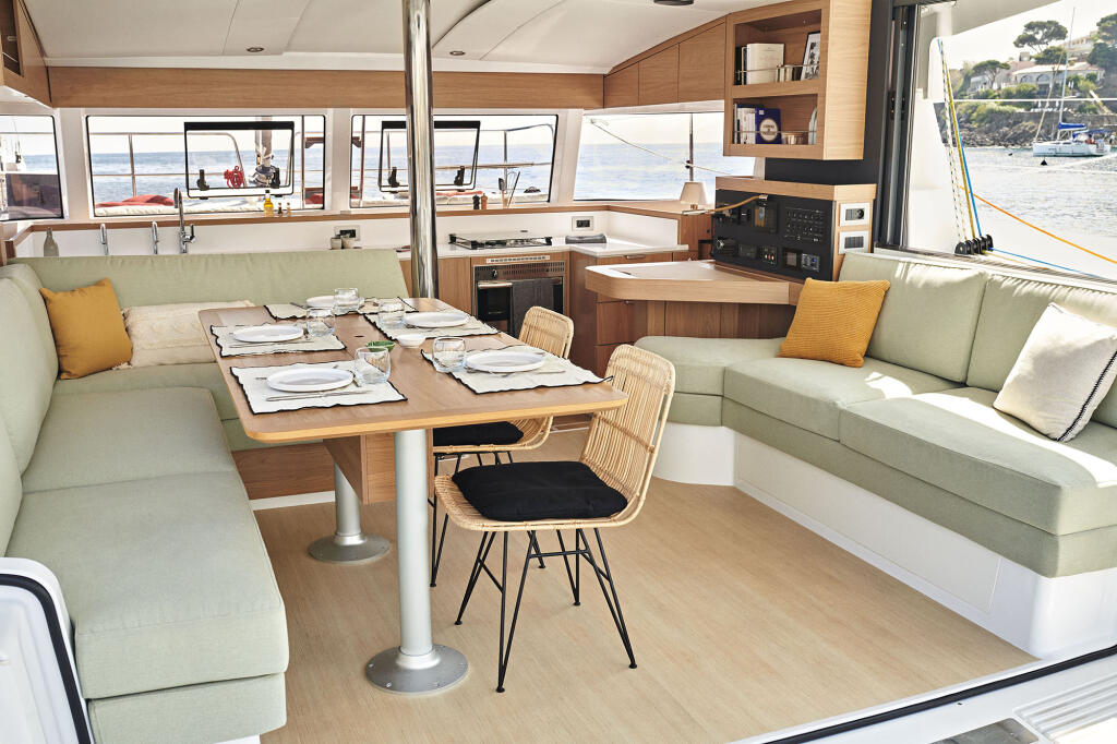 Catamaran 