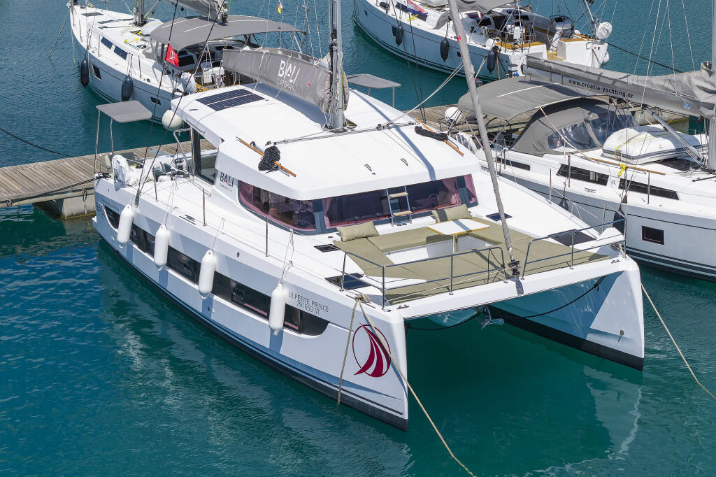 Catamaran 