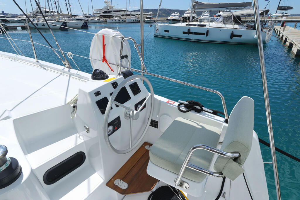 Catamaran 