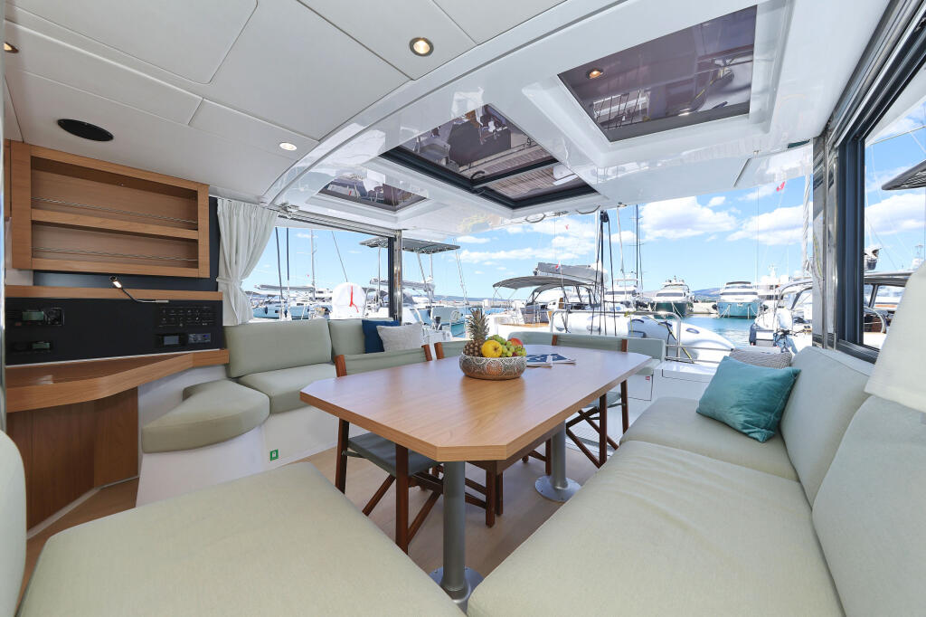 Catamaran 
