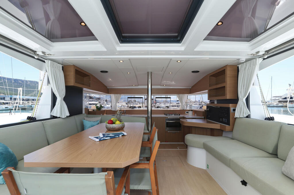 Catamaran 