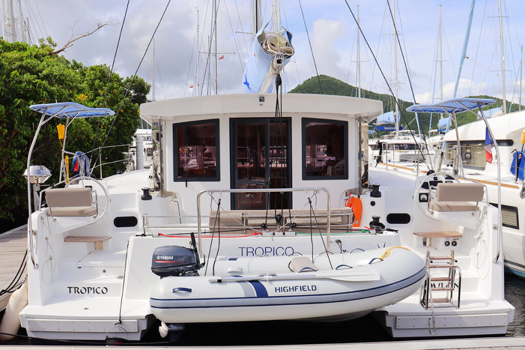 Catamaran 