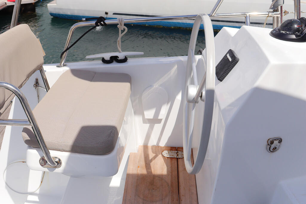 Catamaran 
