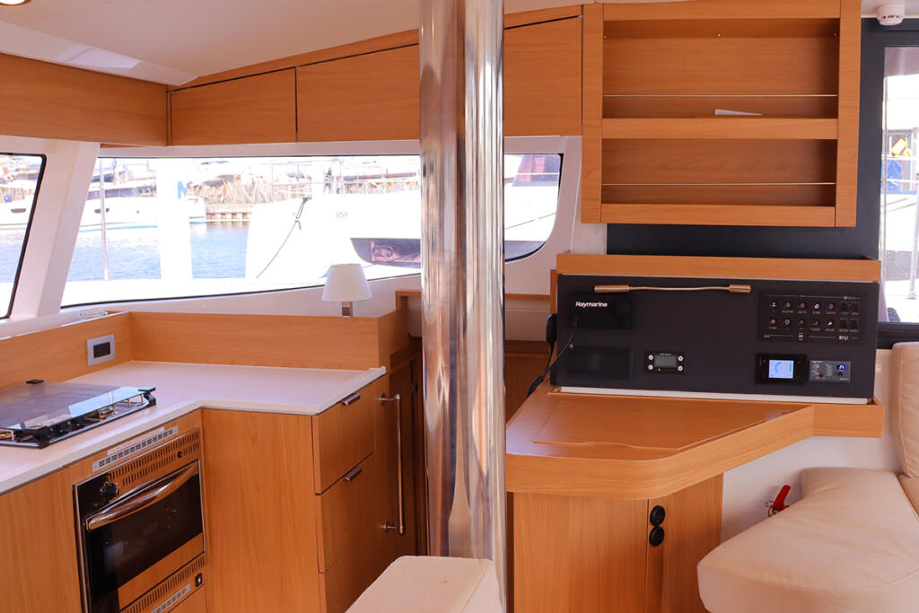 Catamaran 