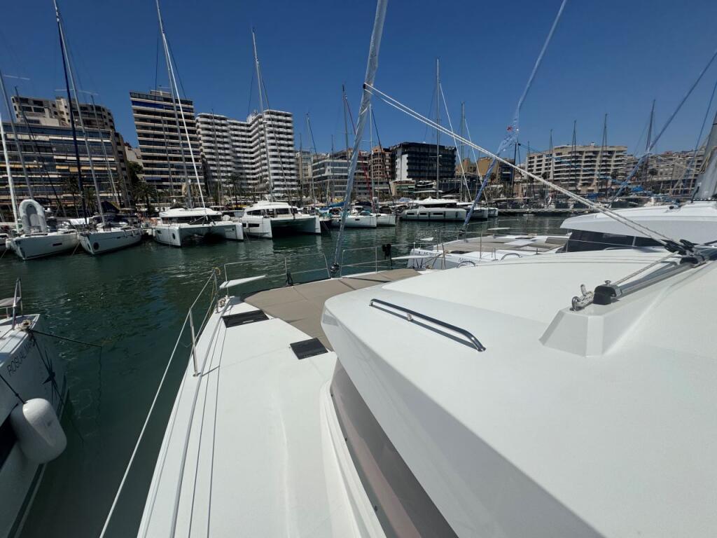 Catamaran 