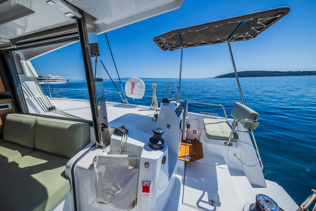 Catamaran 