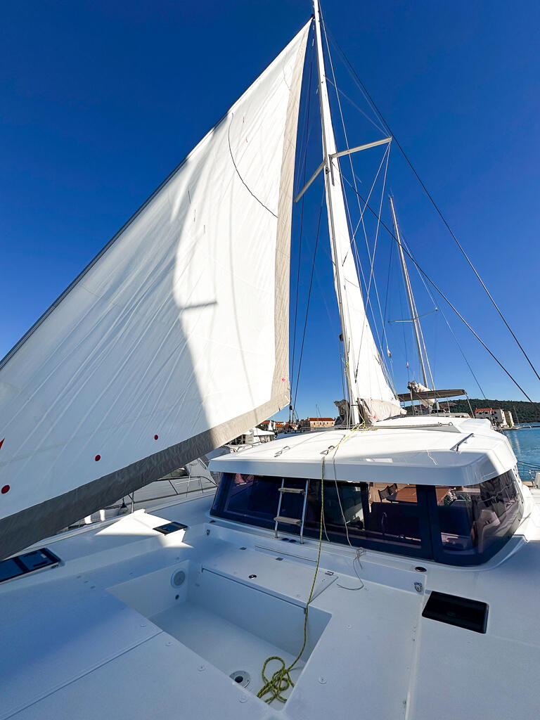 Catamaran 