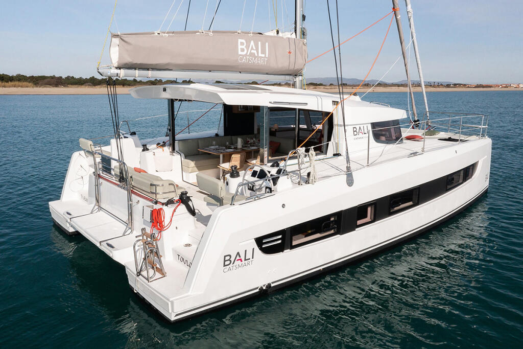 Catamaran 