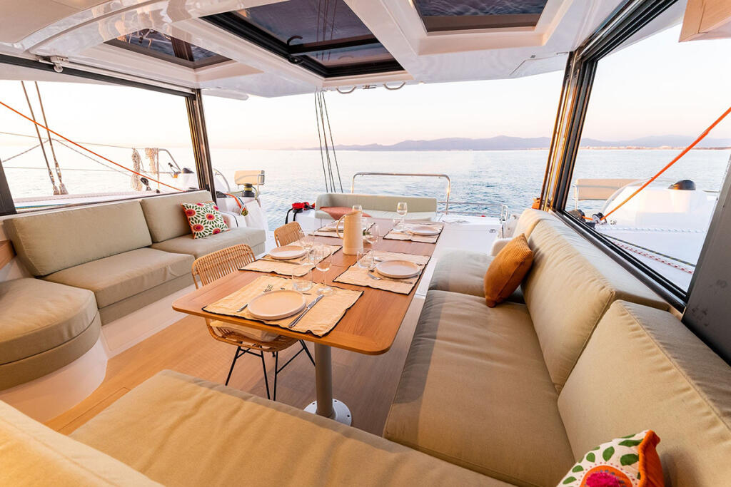 Catamaran 