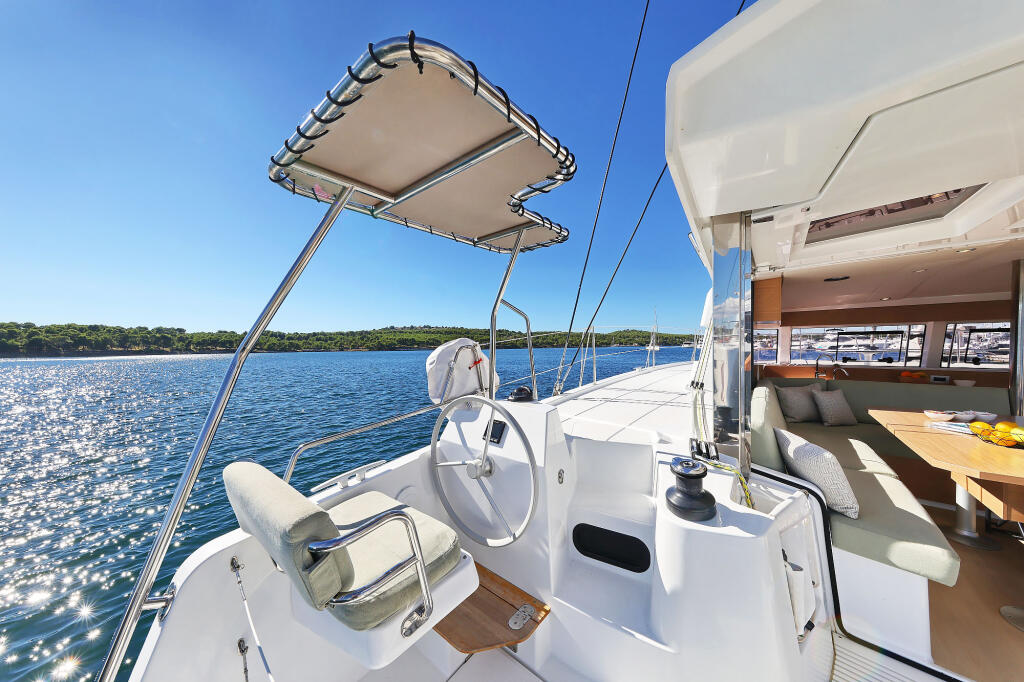 Catamaran 