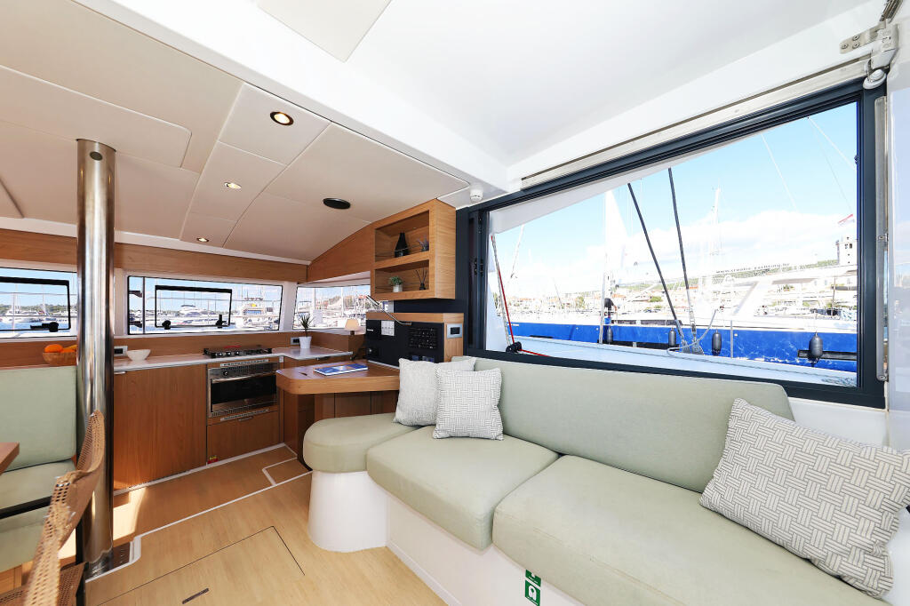 Catamaran 
