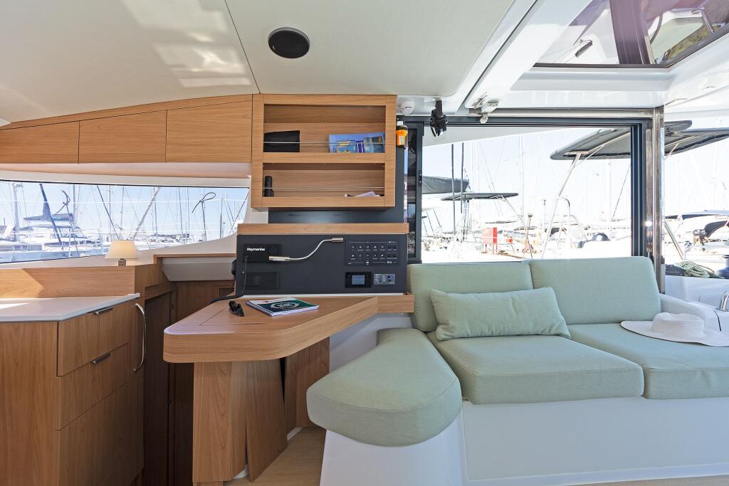 Catamaran 