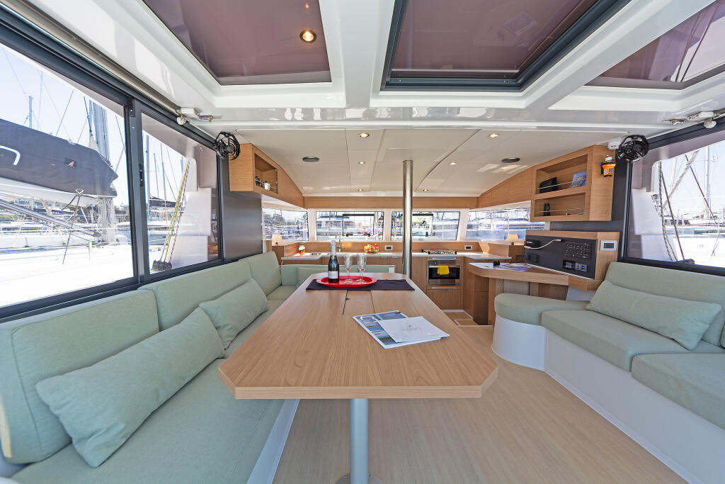 Catamaran 