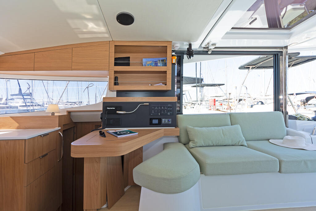 Catamaran 