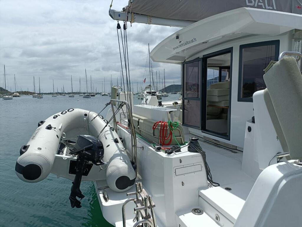 Catamaran 