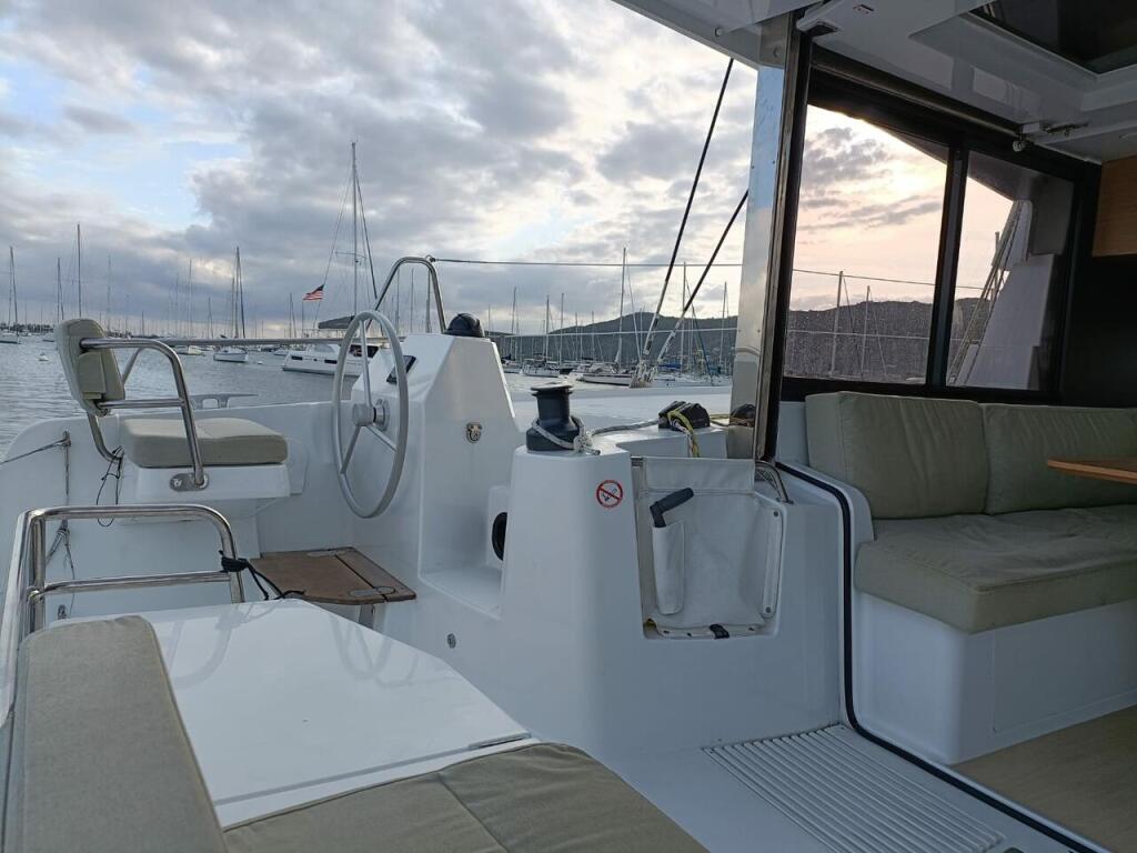 Catamaran 