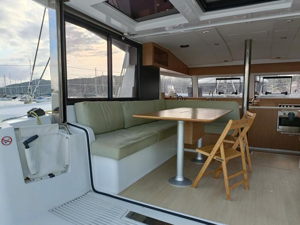 Catamaran 