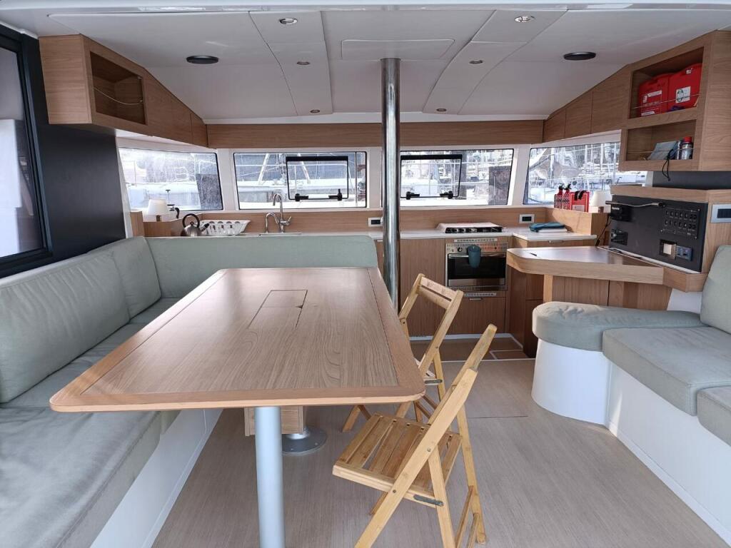 Catamaran 