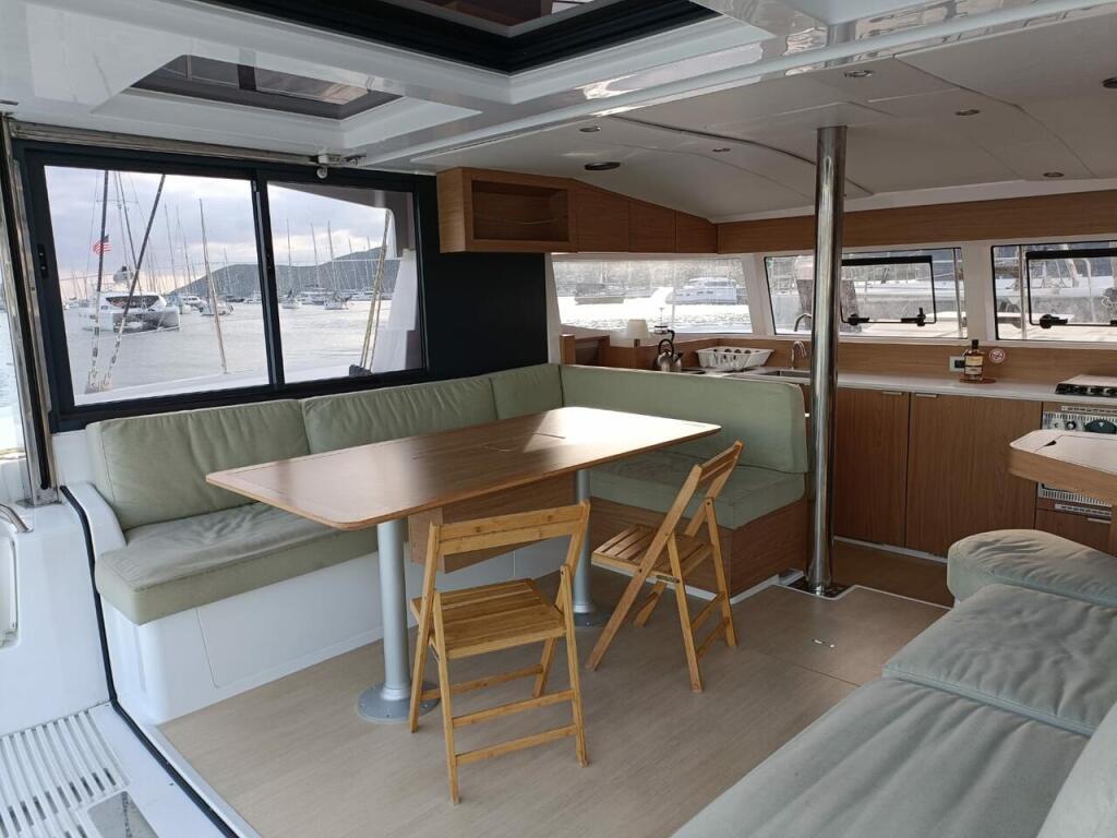 Catamaran 