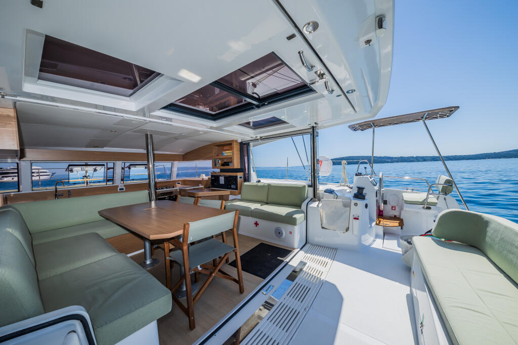Catamaran 
