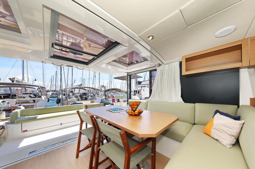 Catamaran 