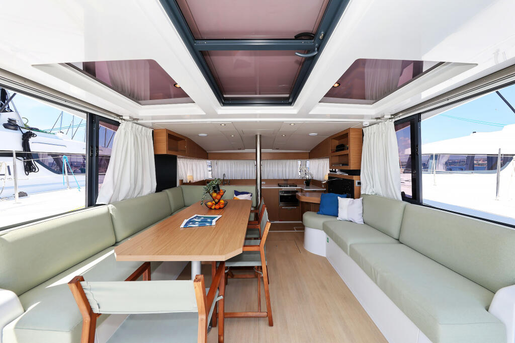 Catamaran 
