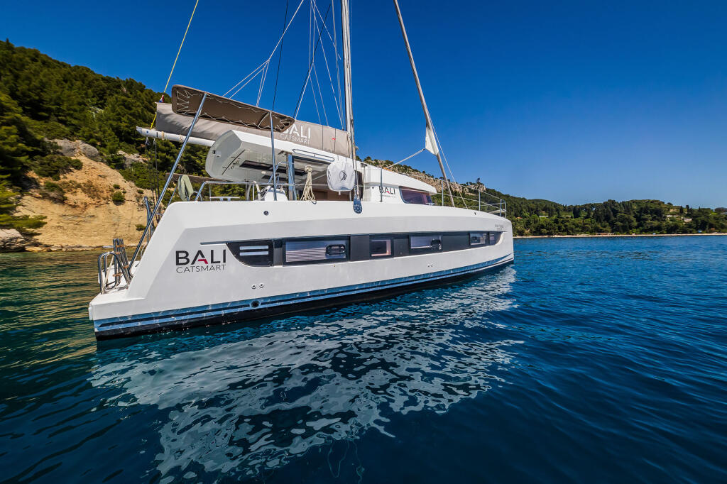 Catamaran 