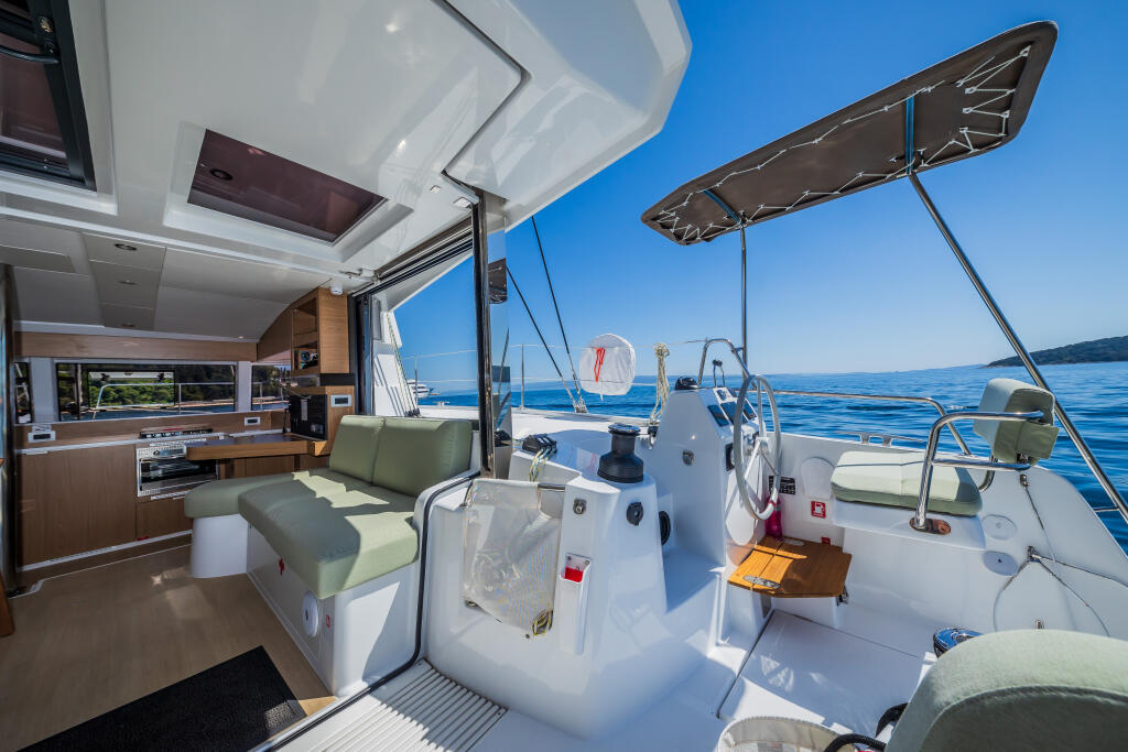 Catamaran 