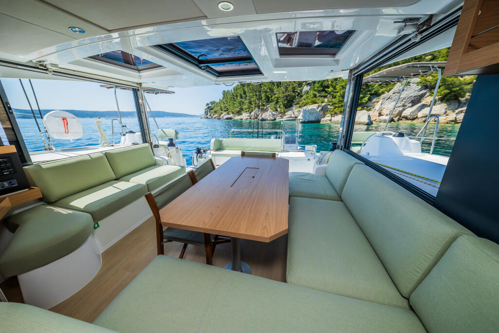 Catamaran 