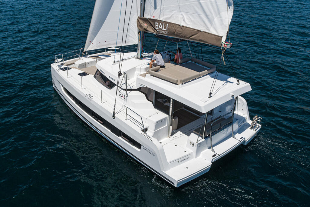 Catamaran 