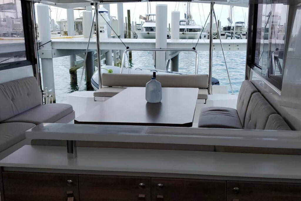Catamaran 