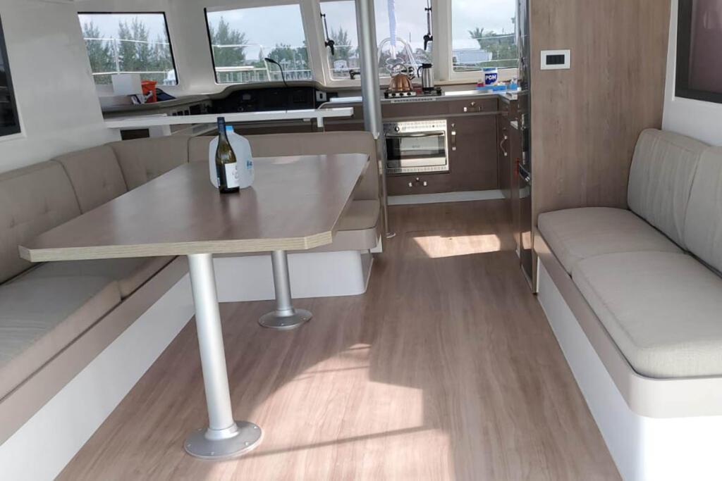 Catamaran 