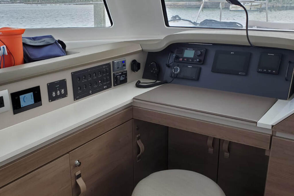 Catamaran 