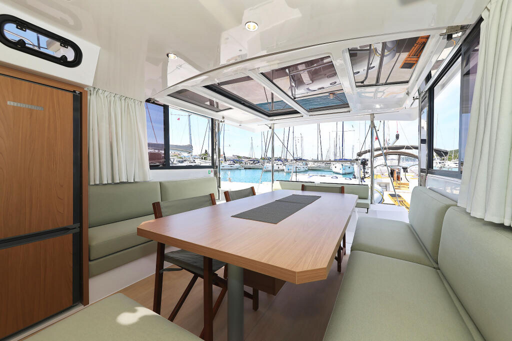 Catamaran 