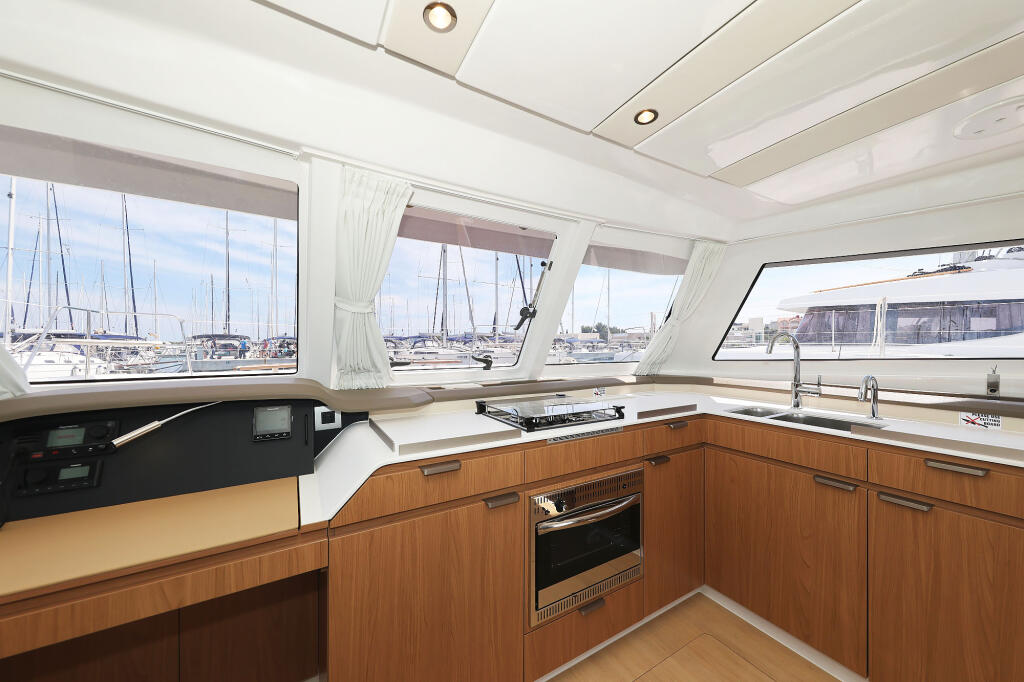 Catamaran 