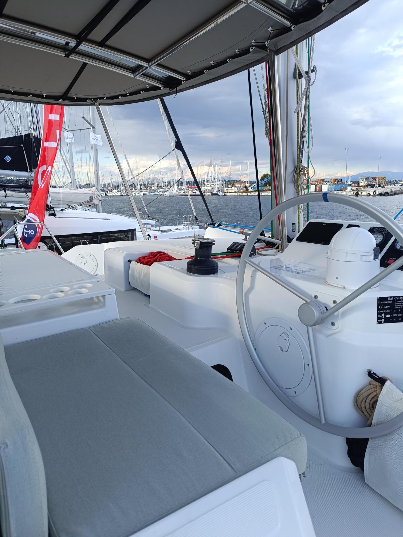 Catamaran 