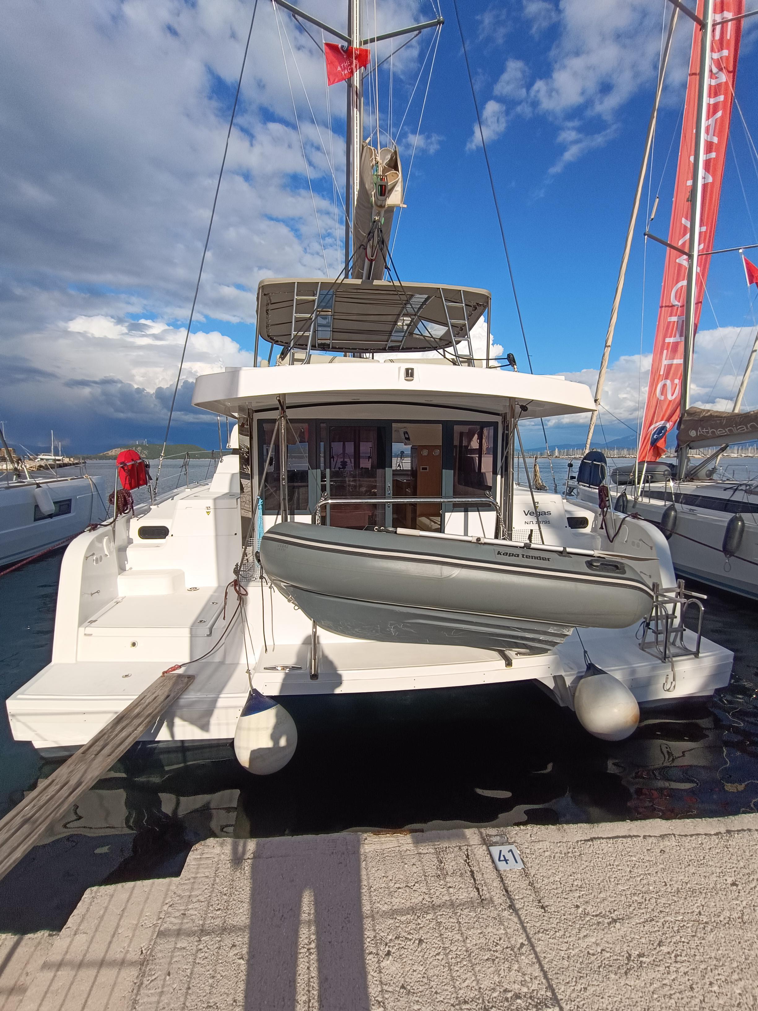 Catamaran 