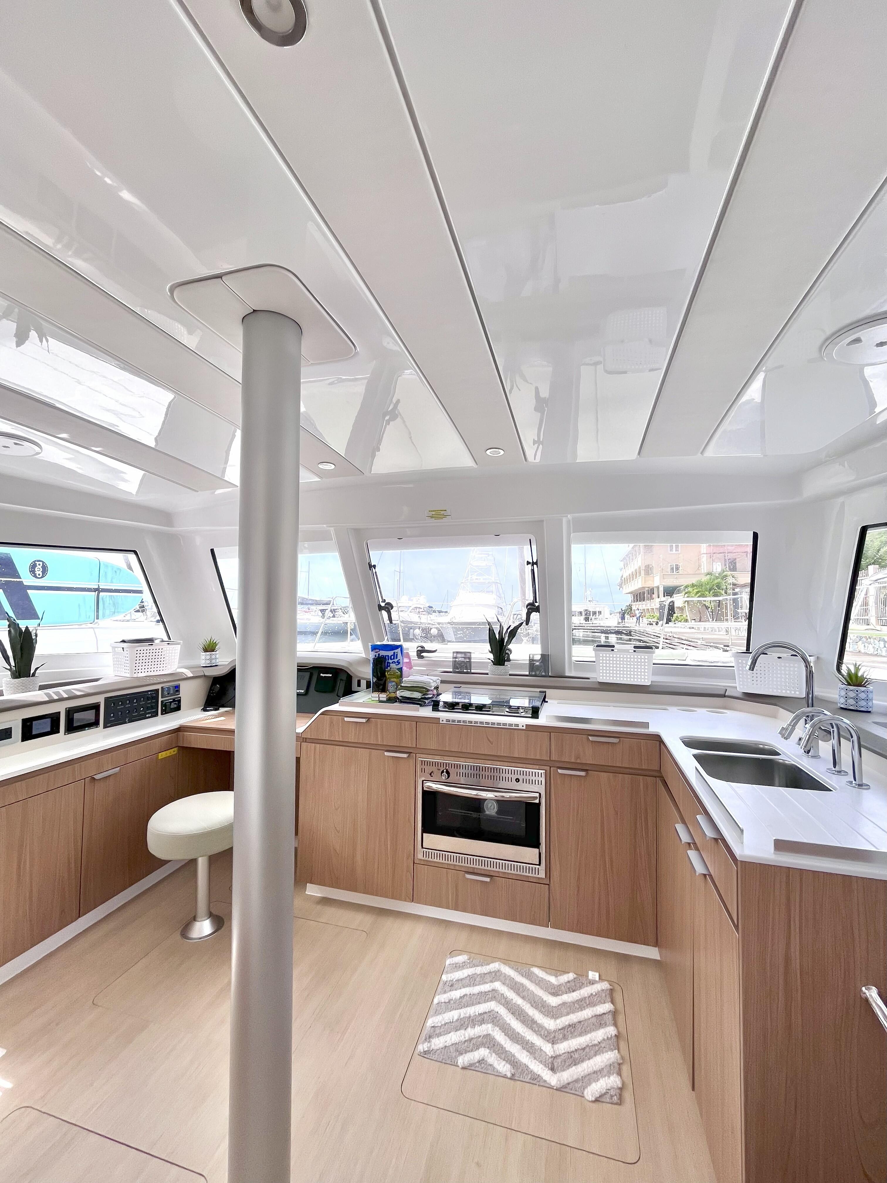 Catamaran 