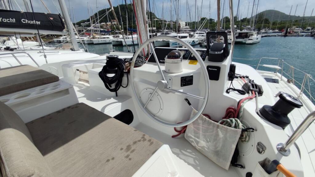 Catamaran 