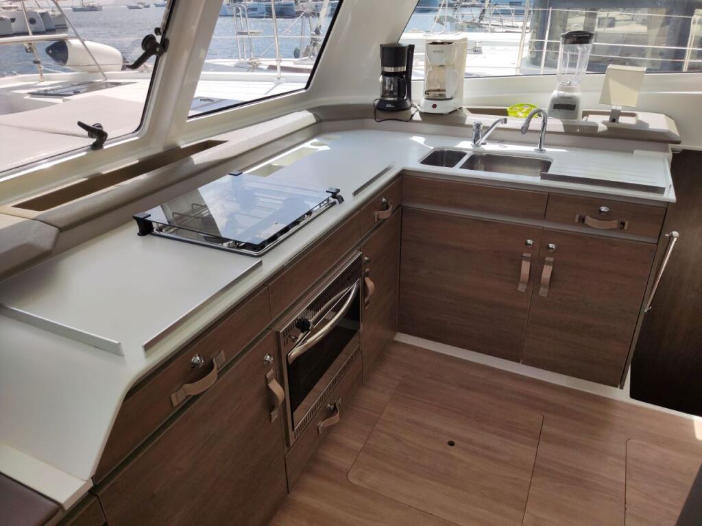 Catamaran 