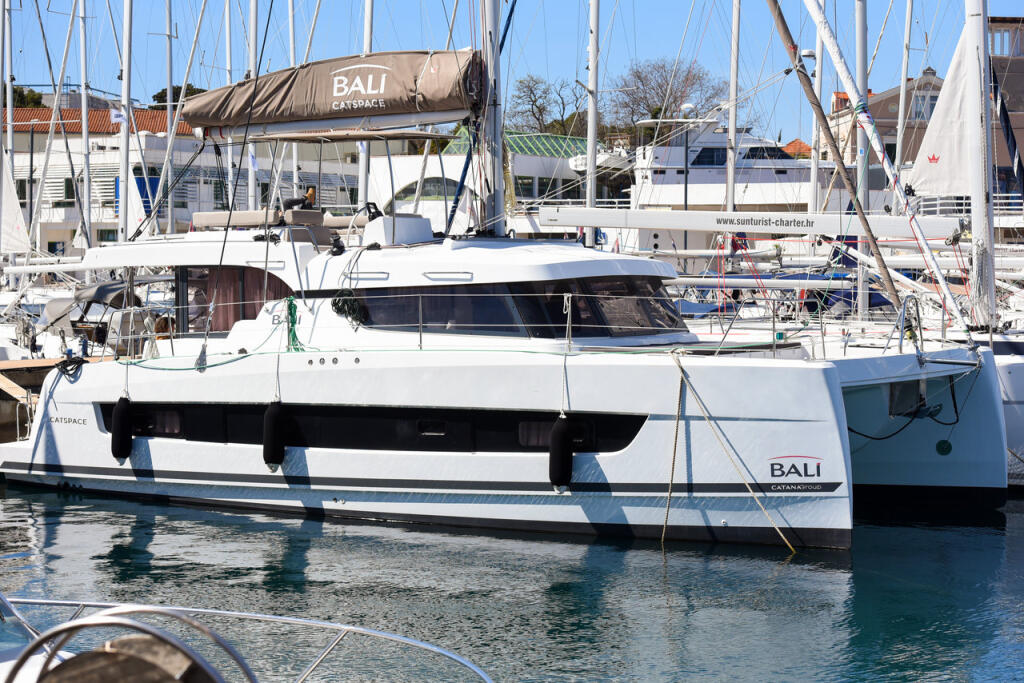 Catamaran 