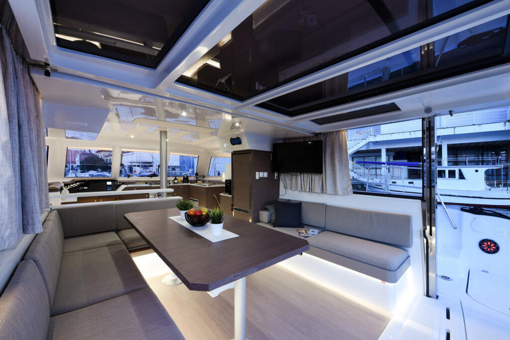 Catamaran 