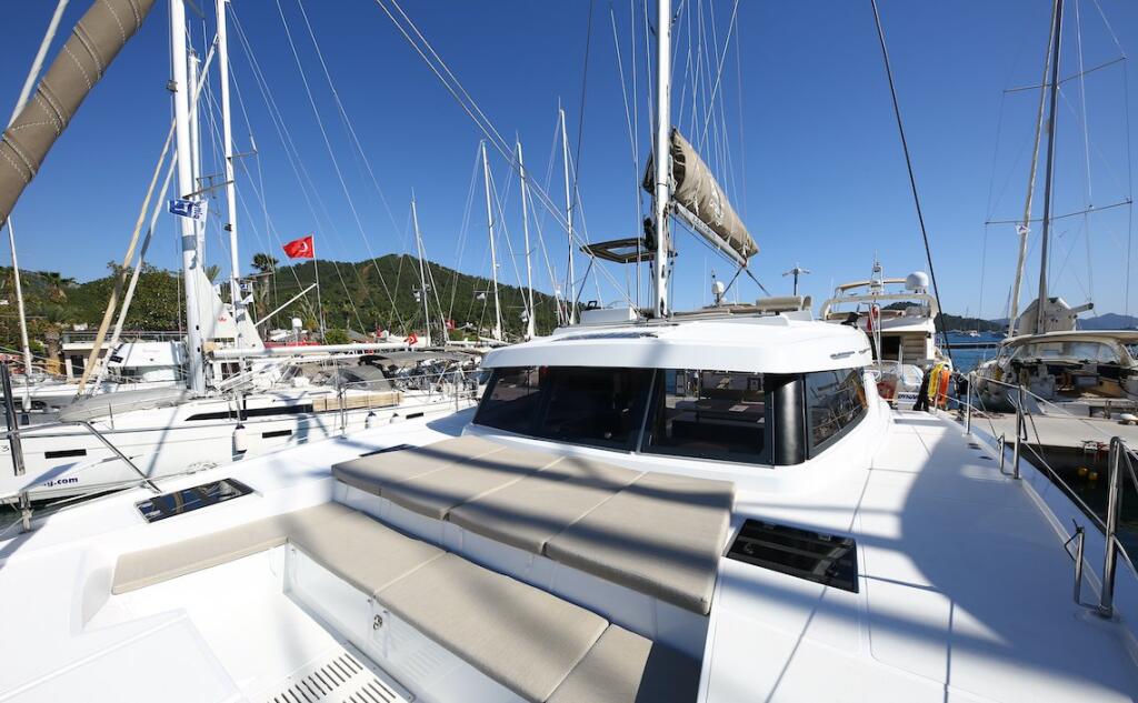 Catamaran 