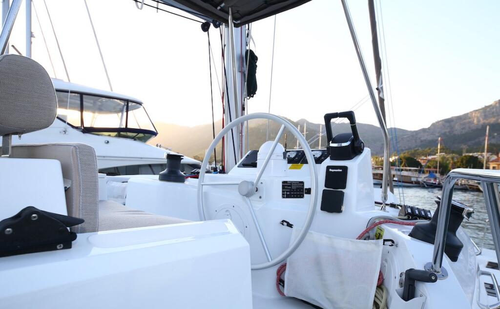 Catamaran 