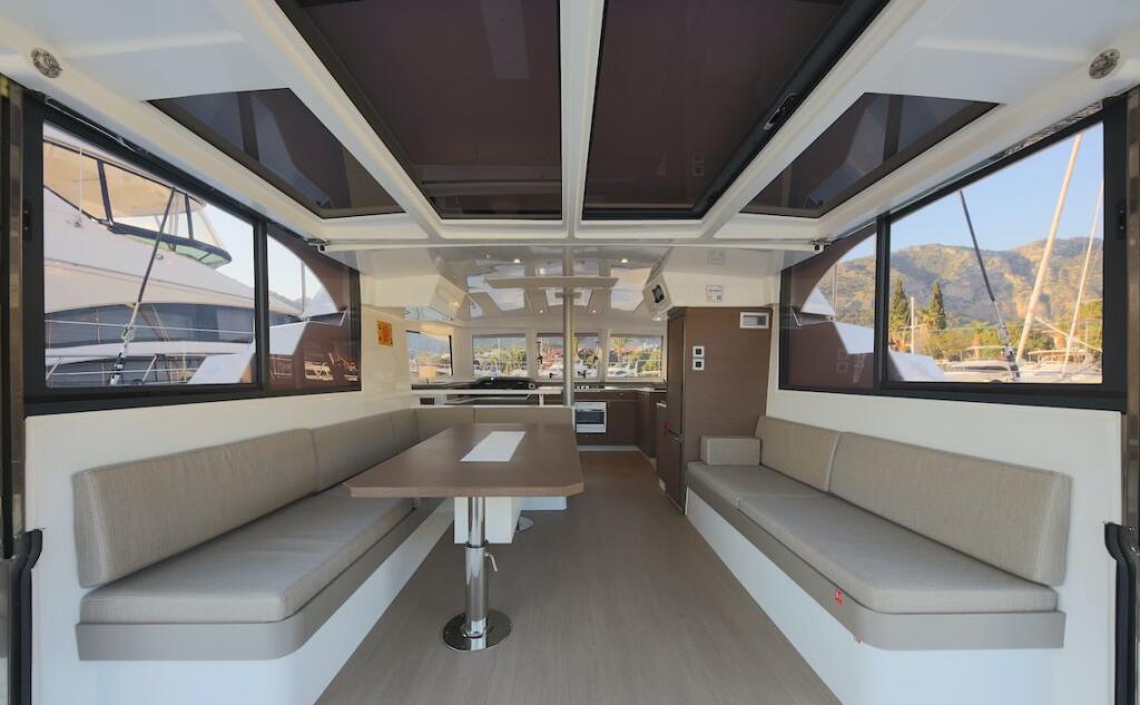 Catamaran 